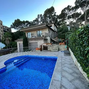 https://villa-torre-valentina.topcostabravahotels.com
